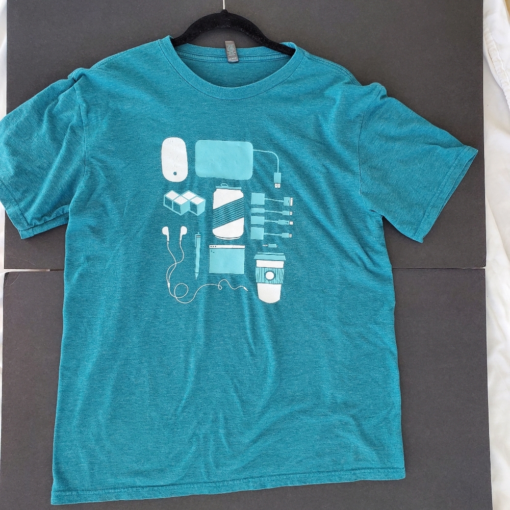 District Made Compose tech geek millenial blue cotton shirt M